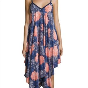 NWOT floral print handkerchief dress by Hazel